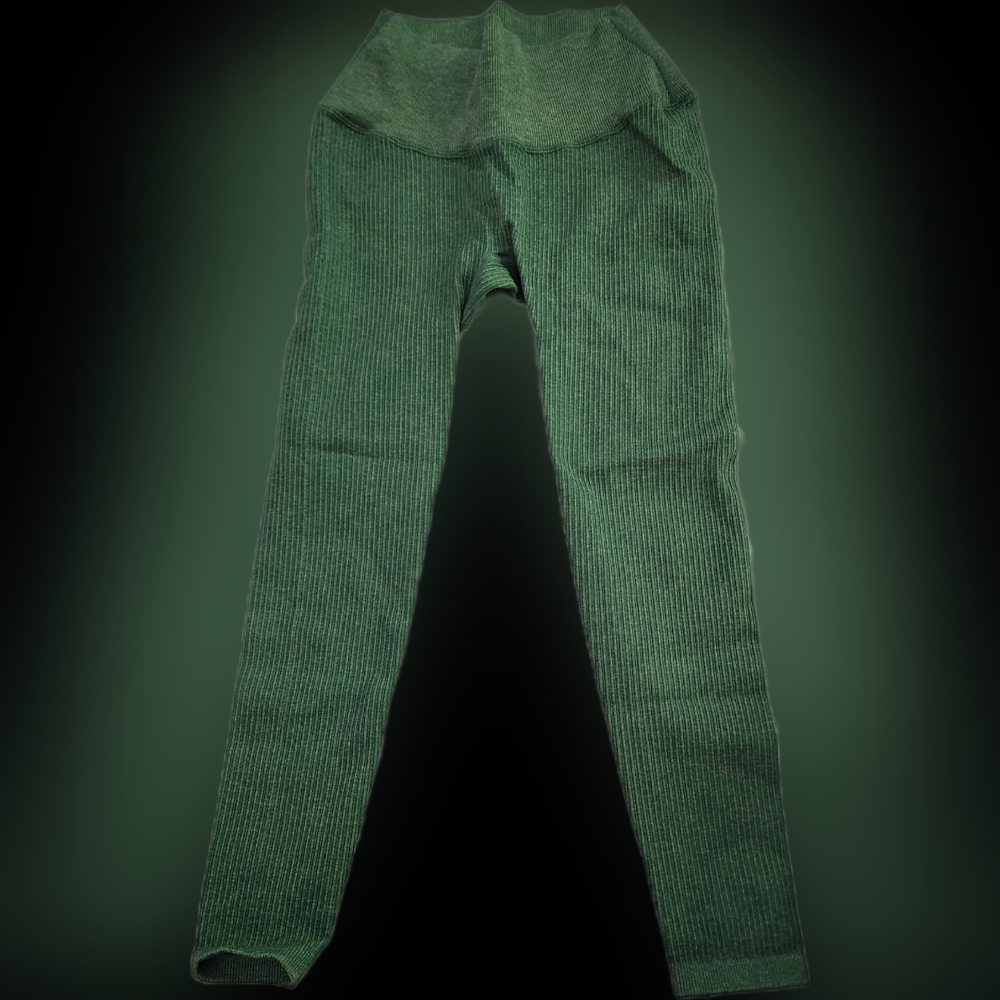 Balance Athletica Size small ribbed leggings green
